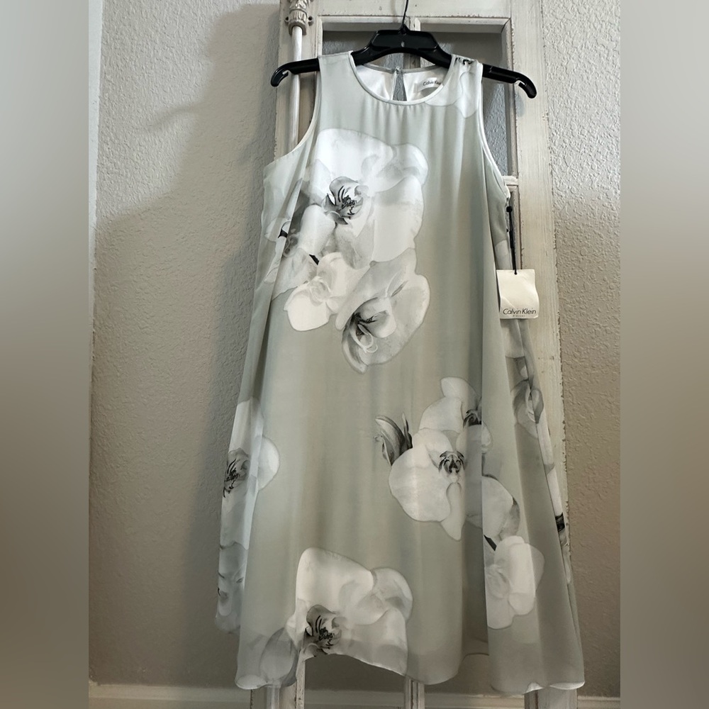 Calvin Klein Dress Grey White Floral Print Lined Sleeveless Dress 6 NWT